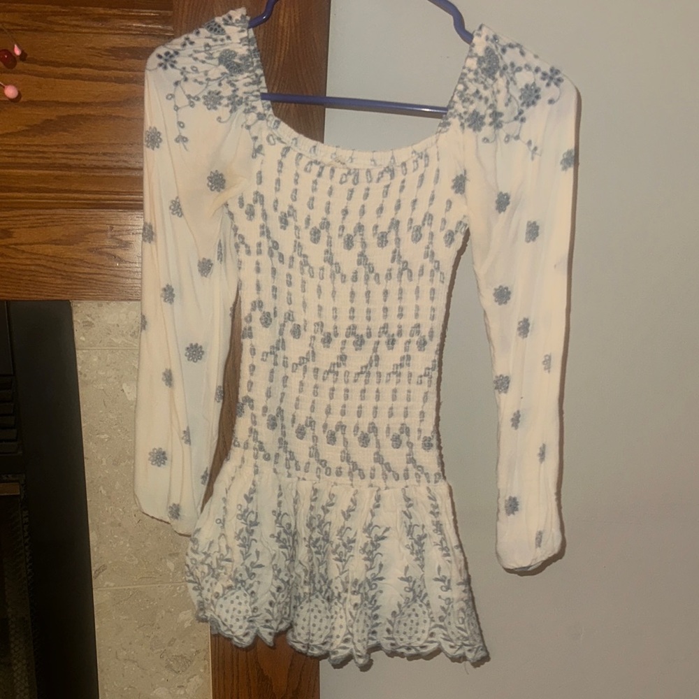Elegant Blue Floral Mini Dress